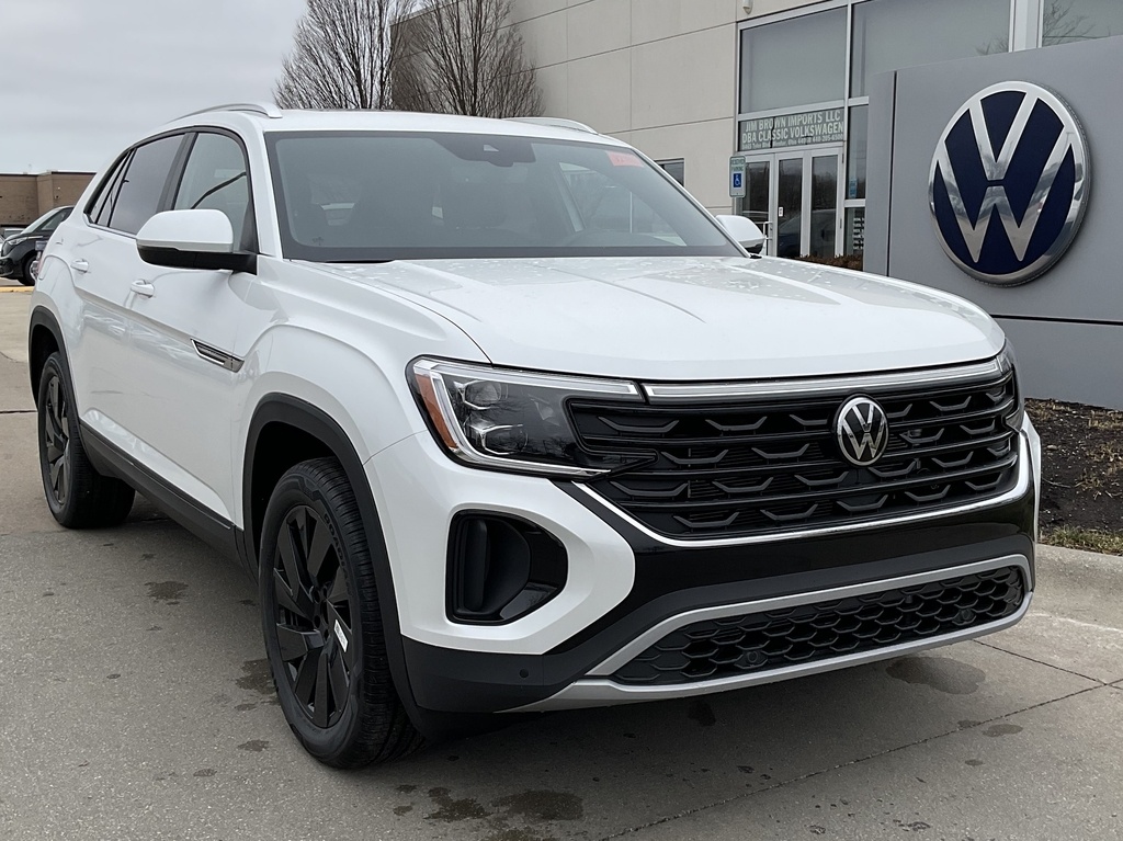 2026 Volkswagen Atlas Cross Sport SE w/Tech's photo