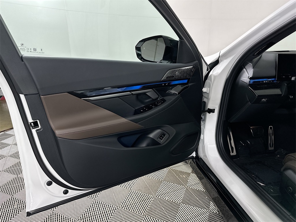 2025 Bmw i5 M60 photo 23