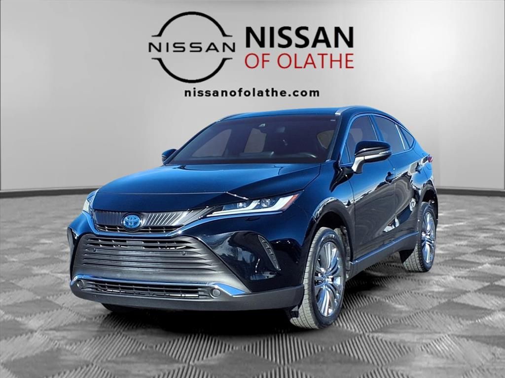 2022 Toyota Venza XLE