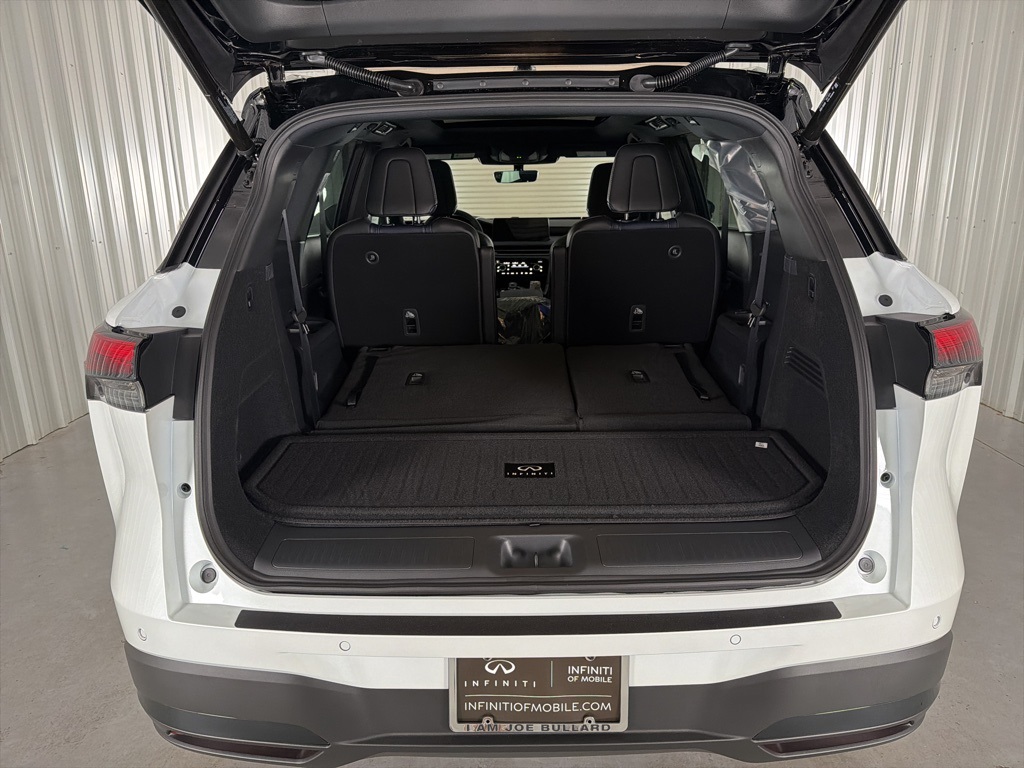 2026 Infiniti QX60 AWD photo 9
