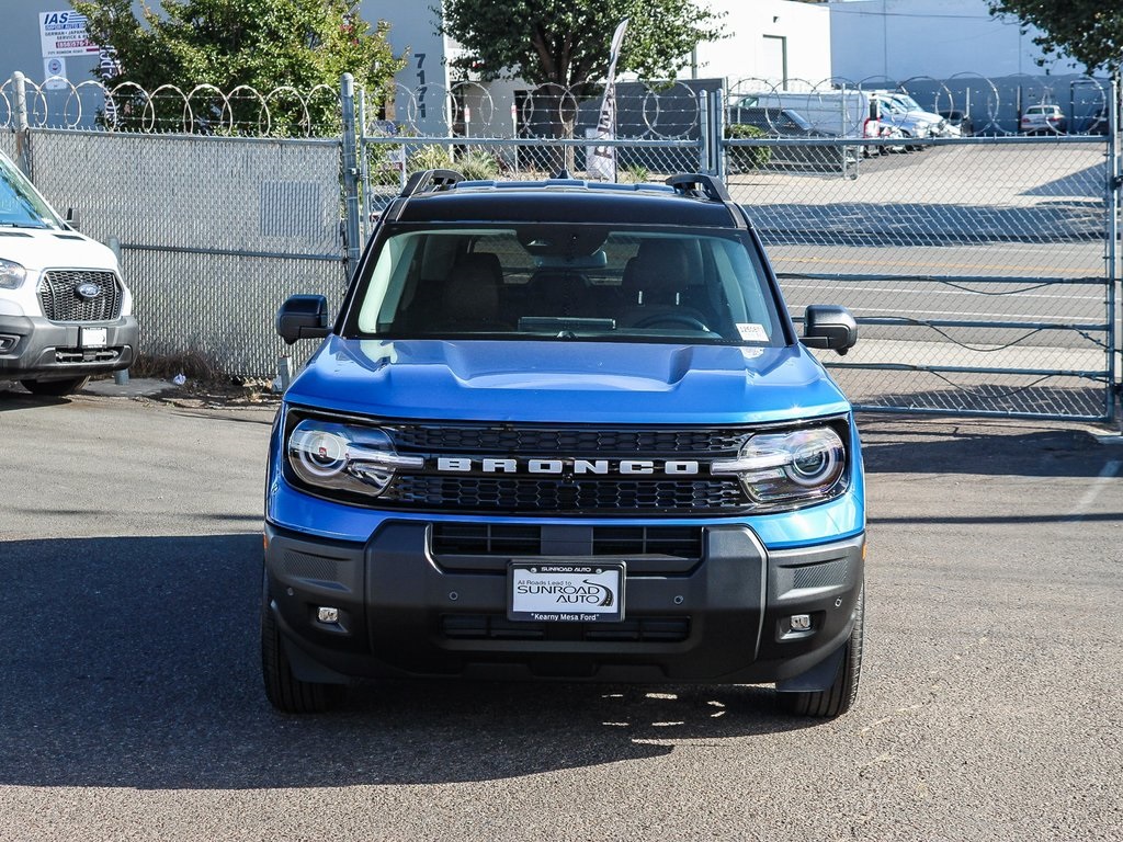 2025 Ford Bronco Sport Outer Banks photo 2