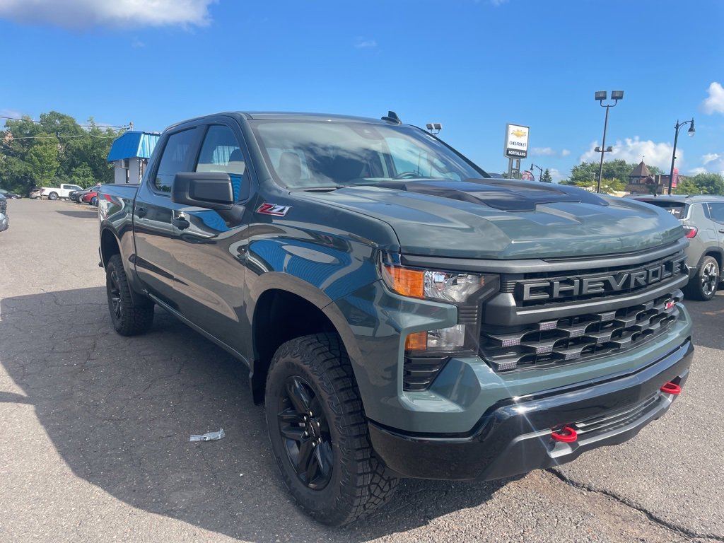 2026 Chevrolet Silverado 1500 Custom Trail Boss photo 3