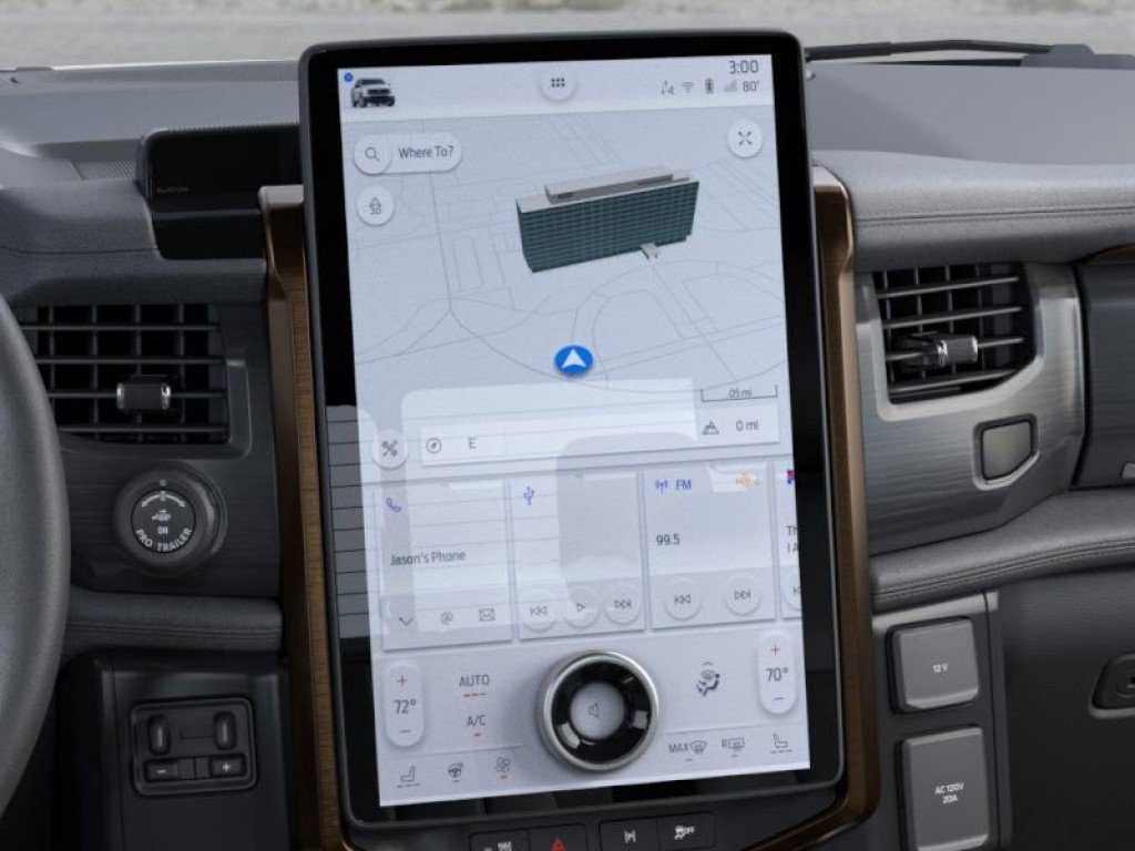 2025 Ford F-150 Lightning Lariat photo 13