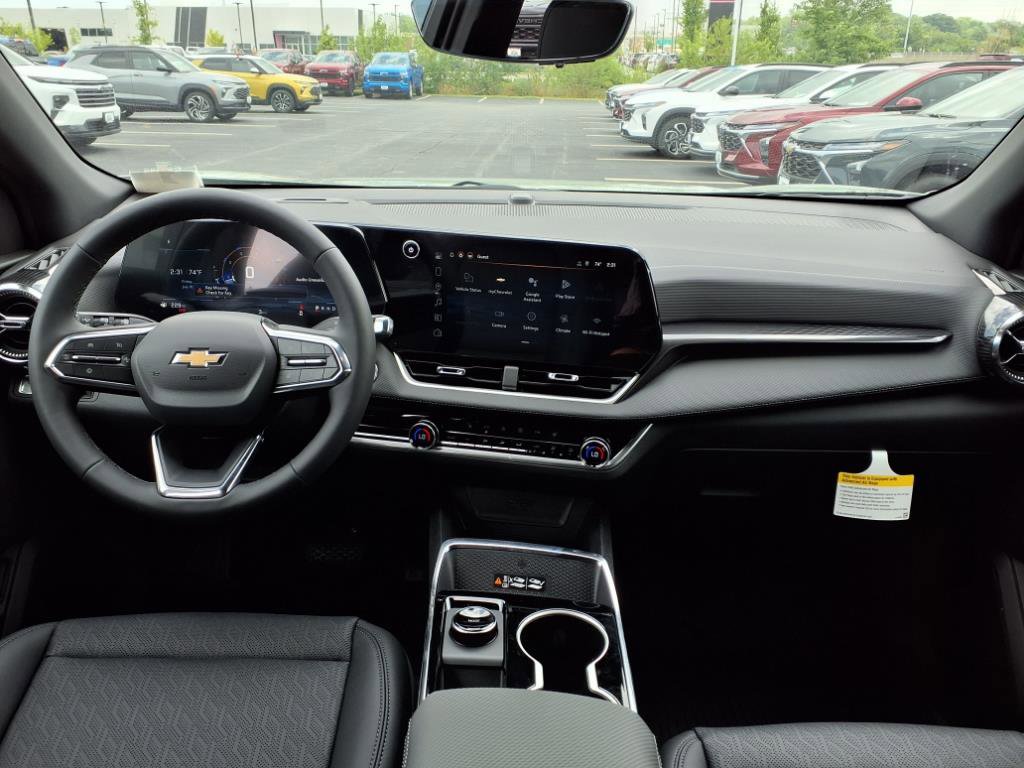 2026 Chevrolet Equinox LT photo 6