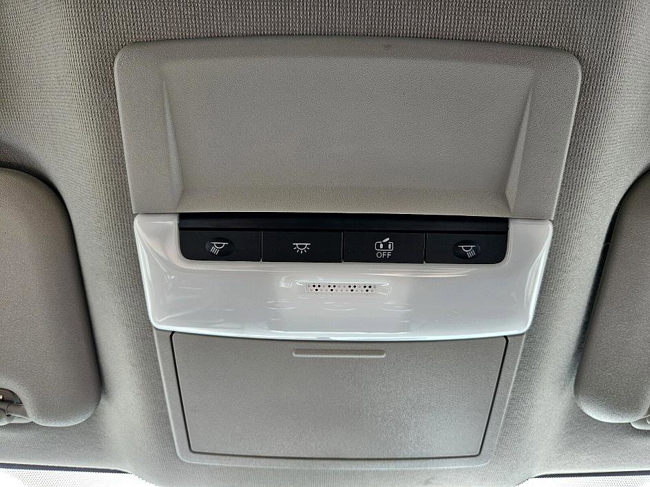 2025 Nissan Sentra SV photo 20