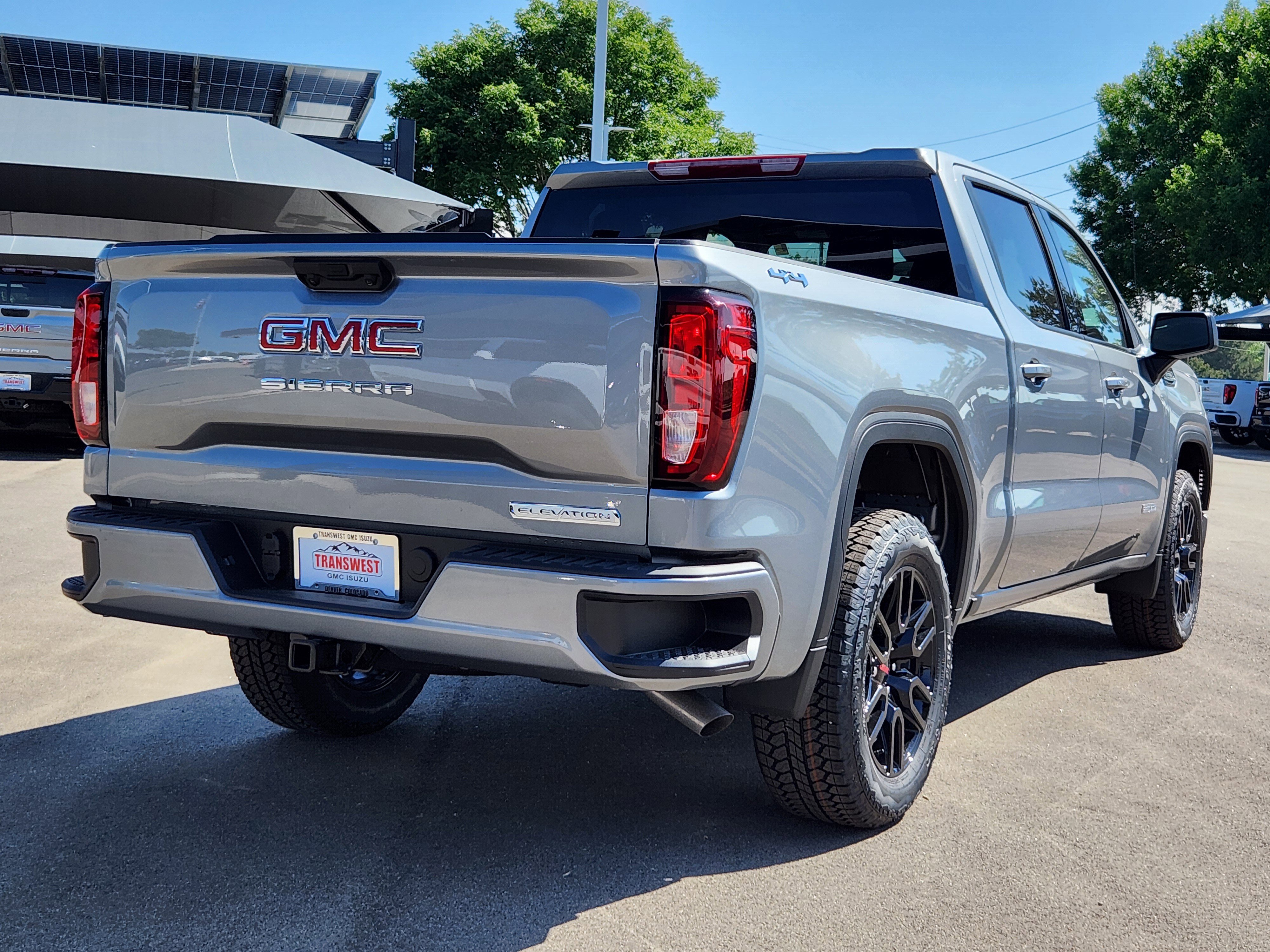 New 2025 Sterling Metallic GMC Elevation image 3