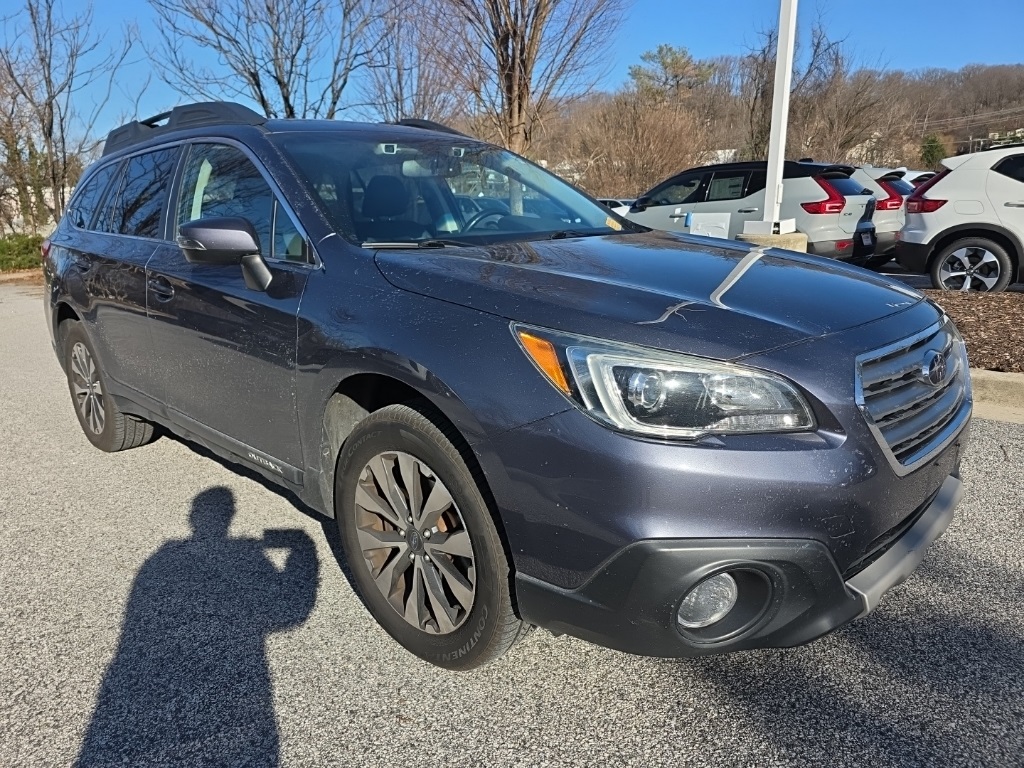 2016 Subaru Outback Limited's photo