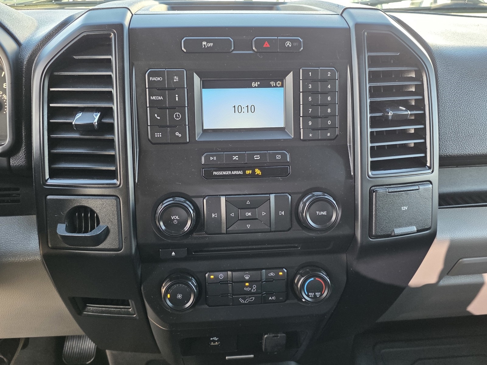 2018 Ford F-150 XL photo 27