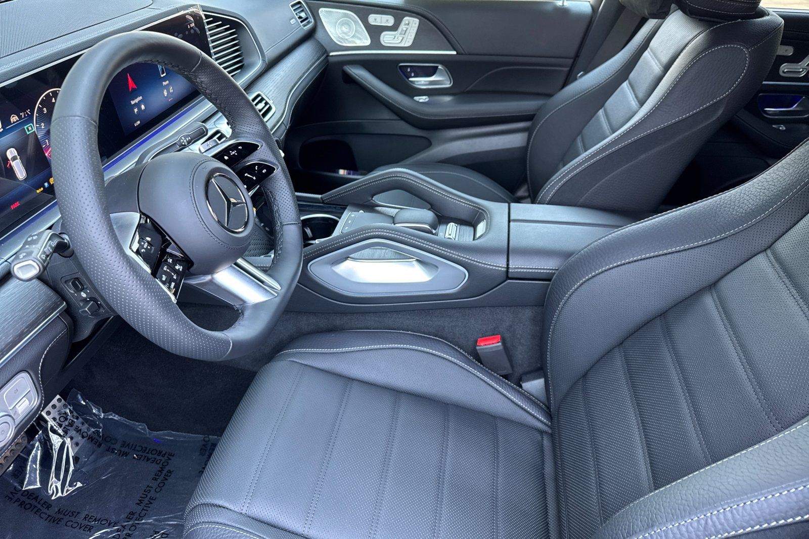 2025 Mercedes Benz GLS 580 4MATIC photo 9