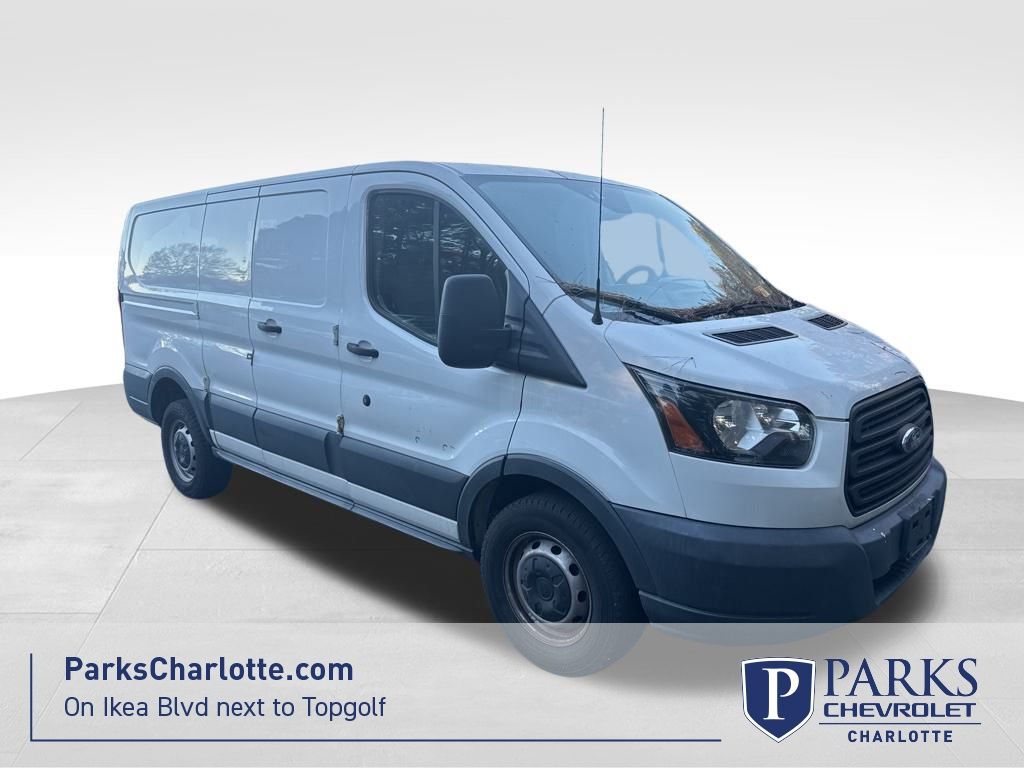 2017 Ford Transit Van Base's photo