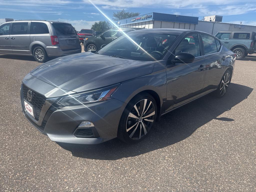 2020 Nissan Altima 2.5 SR photo 2