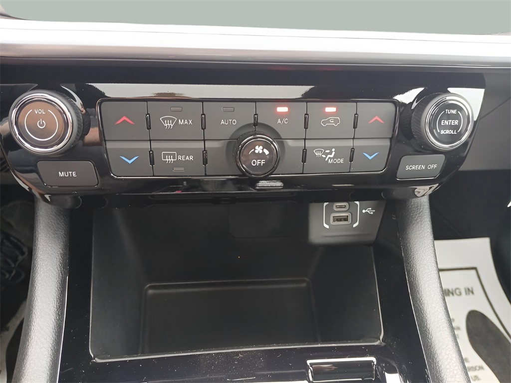 2024 Jeep Compass Limited photo 14