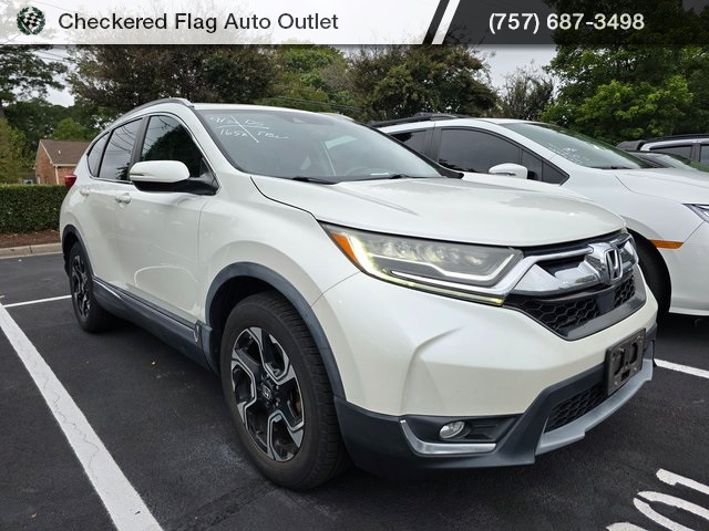 2017 Honda CR-V Touring photo 3