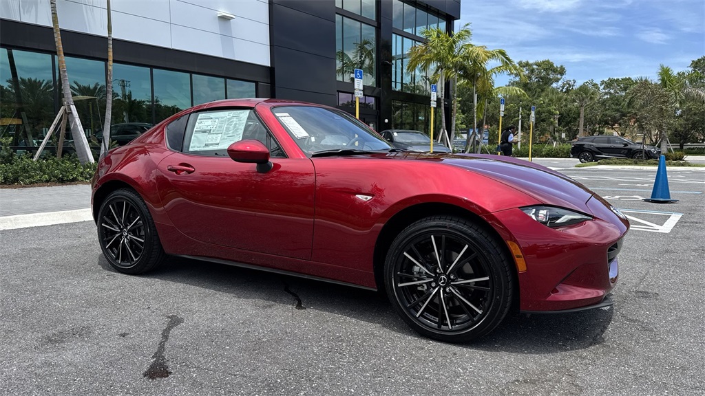2025 Mazda MX-5 Miata Miata RF Grand Touring photo 6