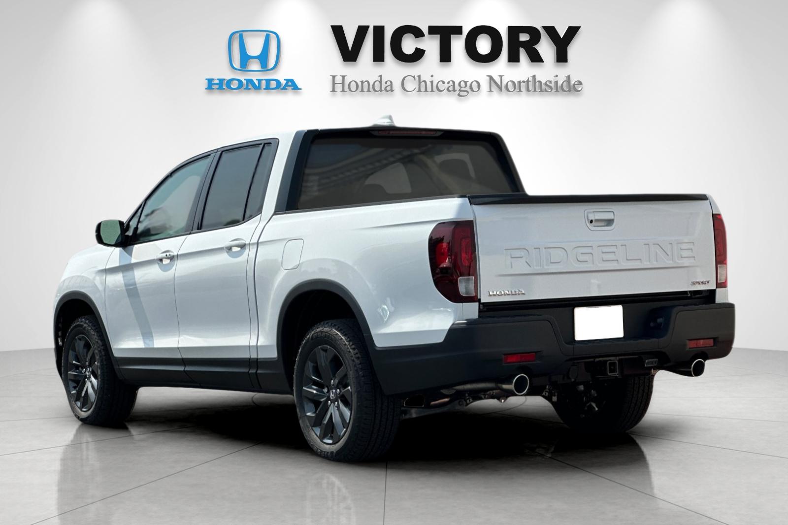 2025 Honda Ridgeline Sport photo 3