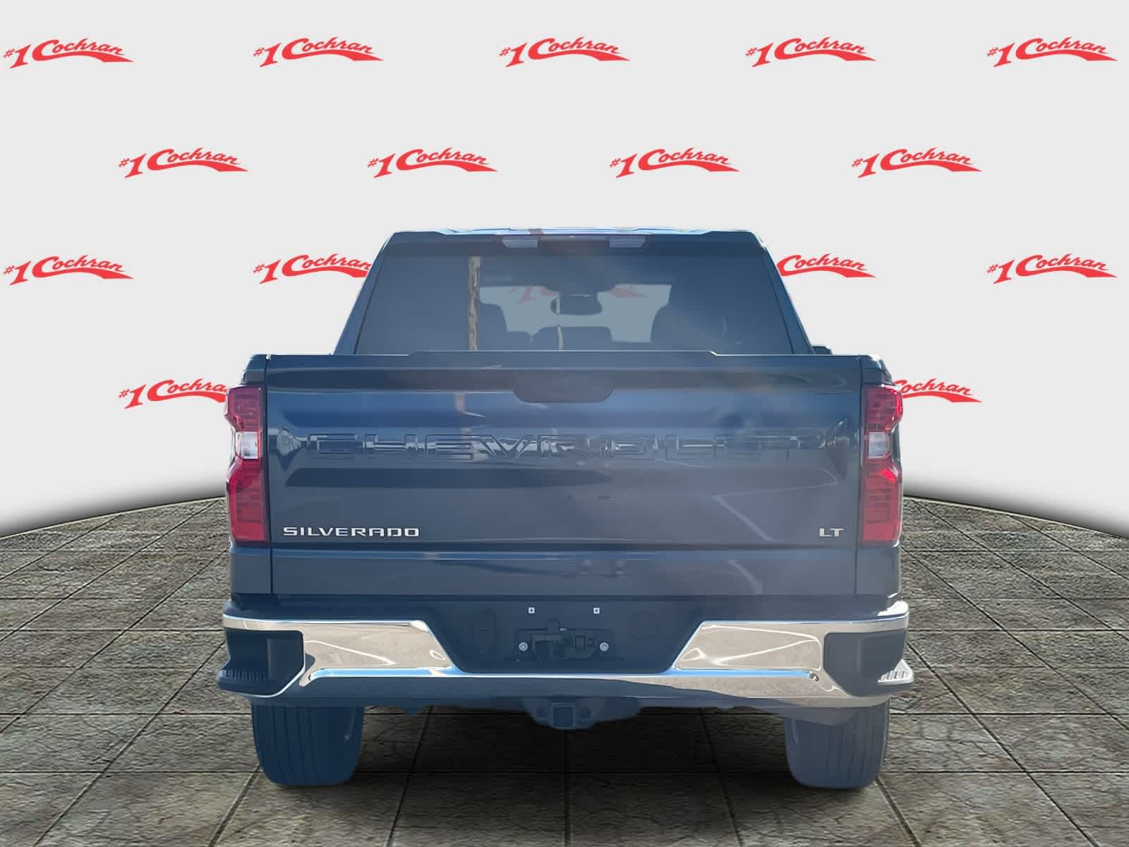 2023 Chevrolet Silverado 1500 LT photo 3