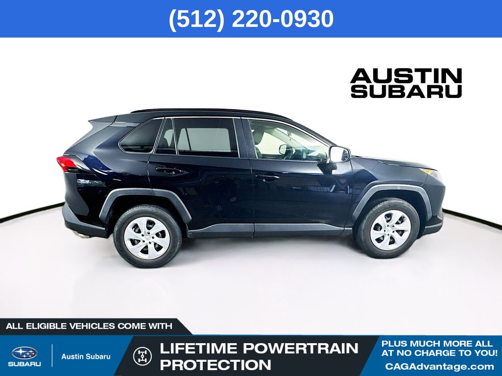 2019 Toyota RAV4 LE photo 8