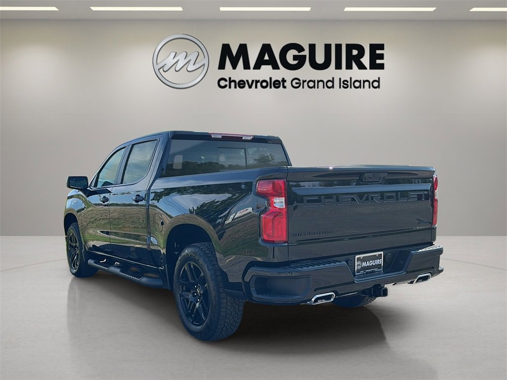 2026 Chevrolet Silverado 1500 RST photo 3