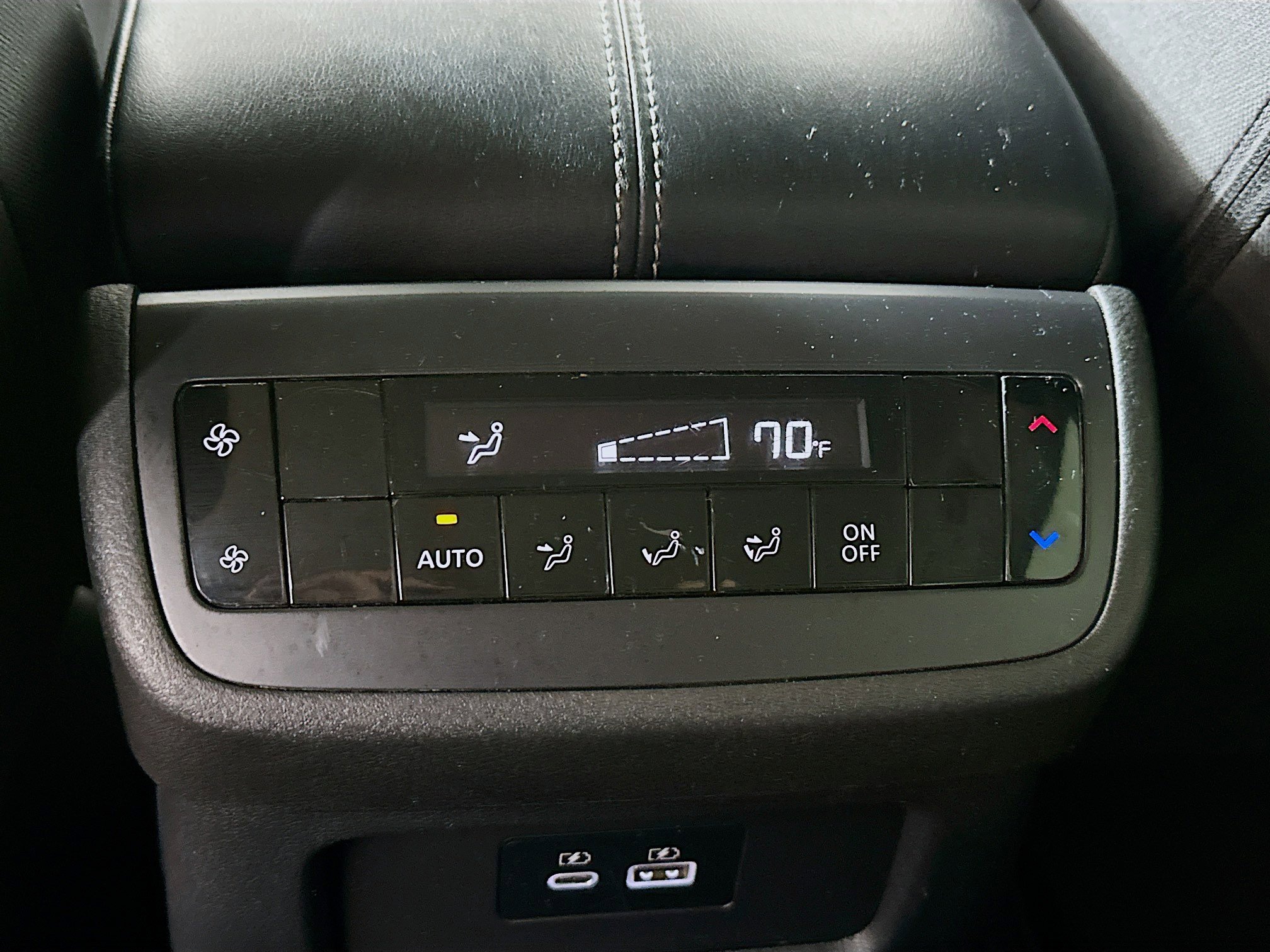 2023 Nissan Pathfinder SV photo 23