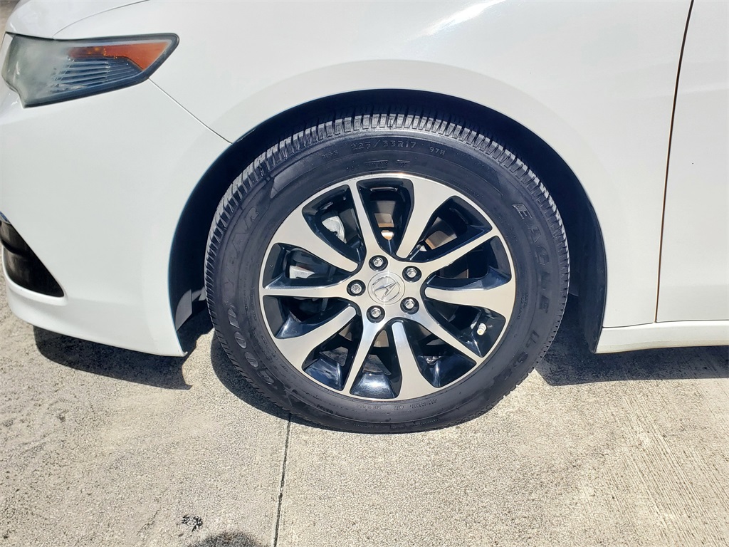 2016 Acura TLX Base photo 4