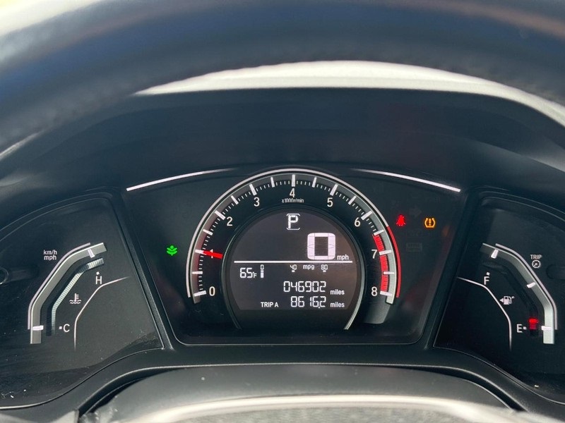 2018 Honda Civic Sport photo 22