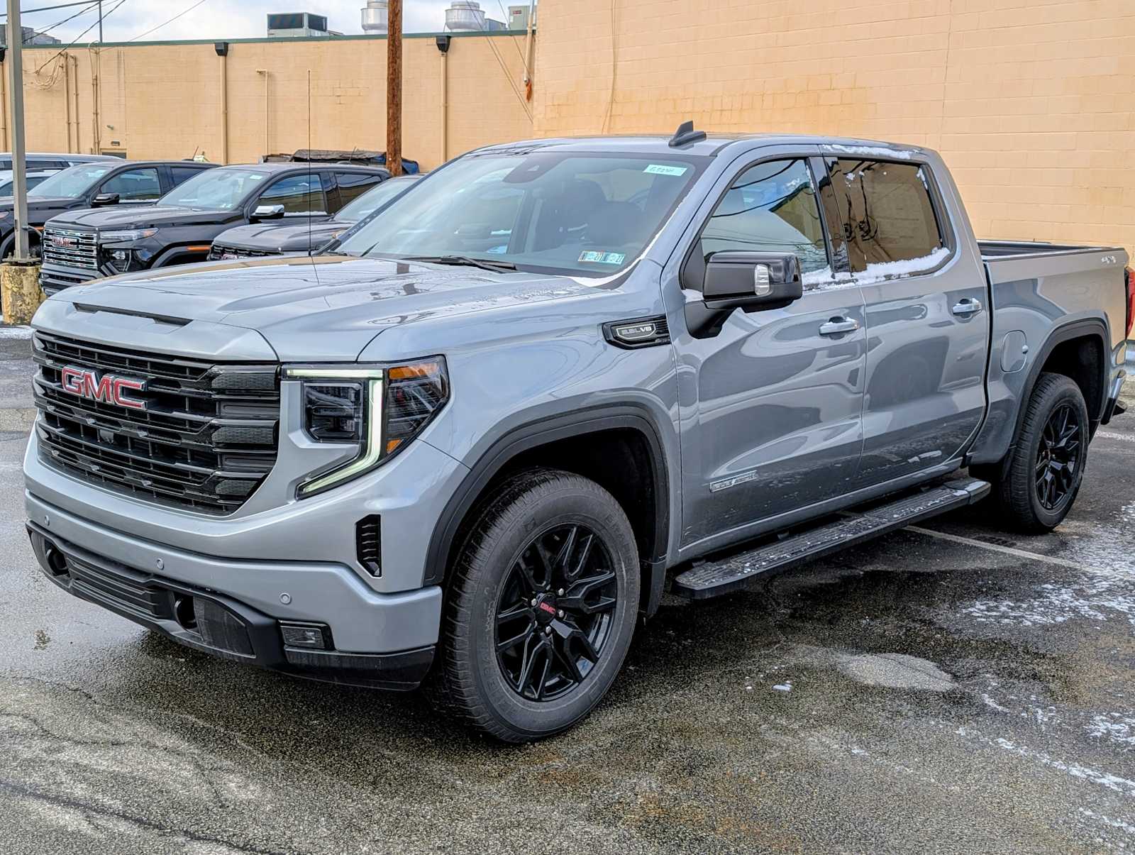 2026 GMC Sierra SLE's photo