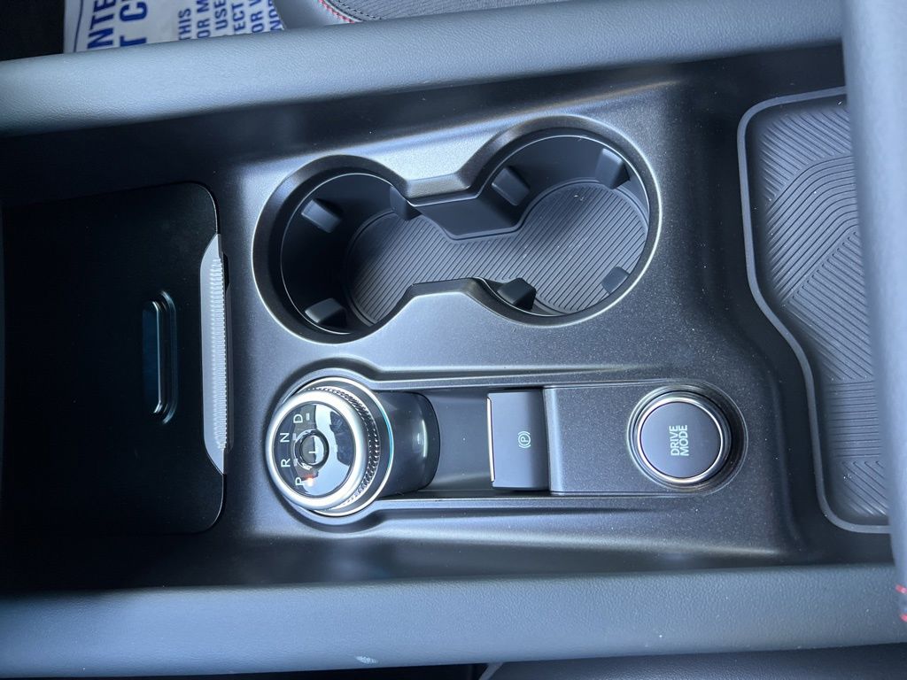 2025 Ford Explorer ST-Line photo 25