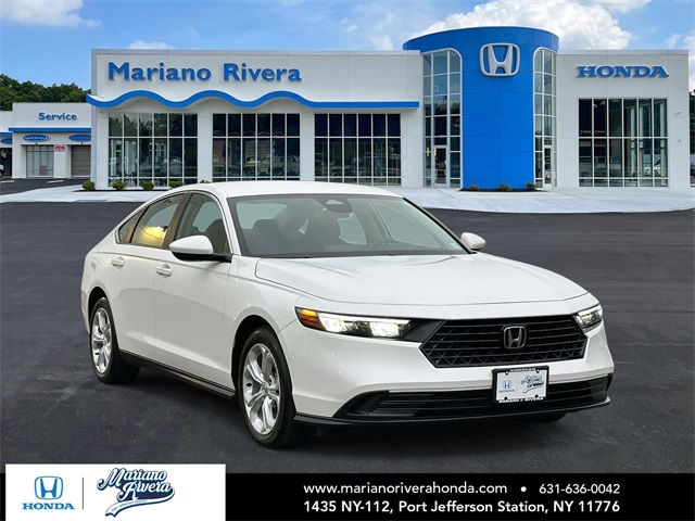 2025 Honda Accord LX's photo