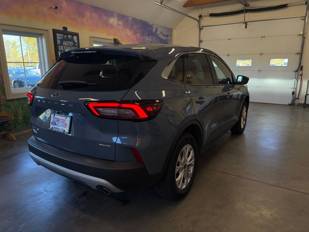 2024 Ford Escape Active photo 4