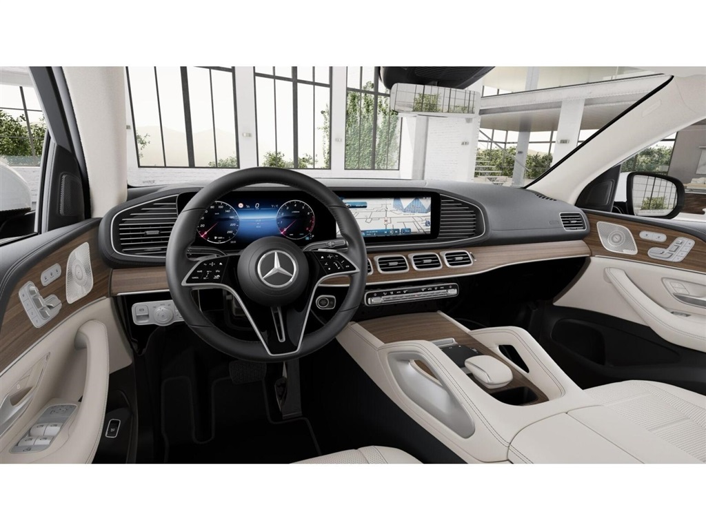 2025 Mercedes Benz GLE 450 4MATIC photo 3