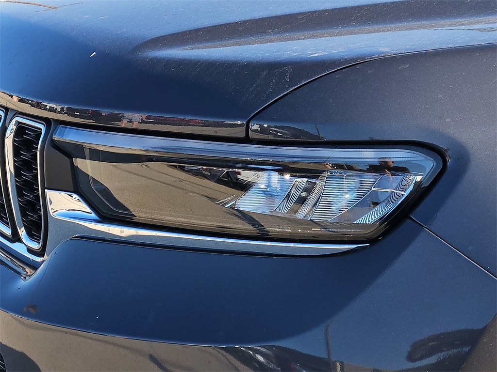 2025 Jeep Grand Cherokee Laredo photo 3