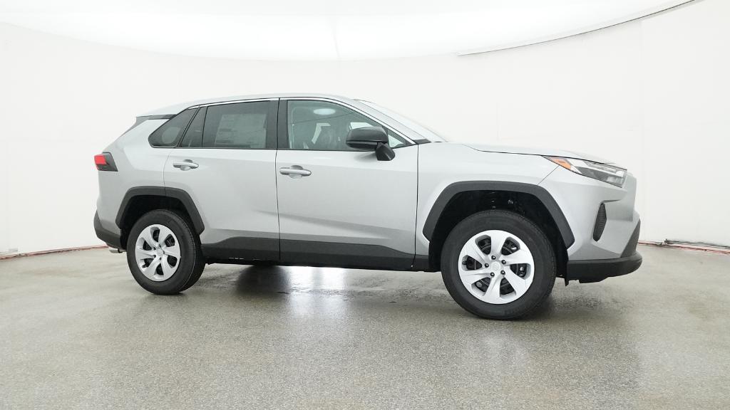 2025 Toyota RAV4 LE photo 28