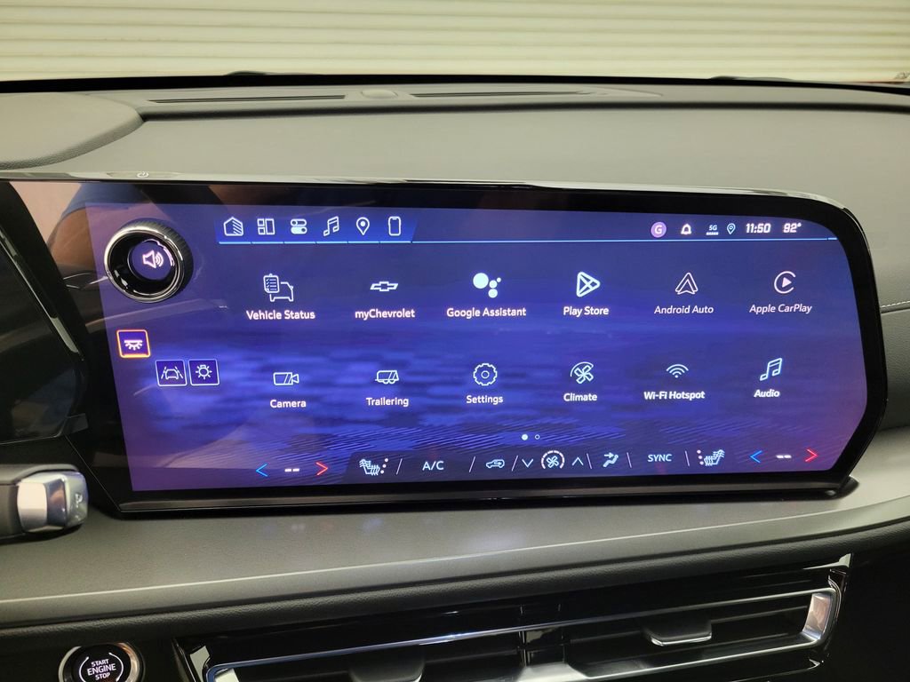 2026 Chevrolet Traverse photo 8