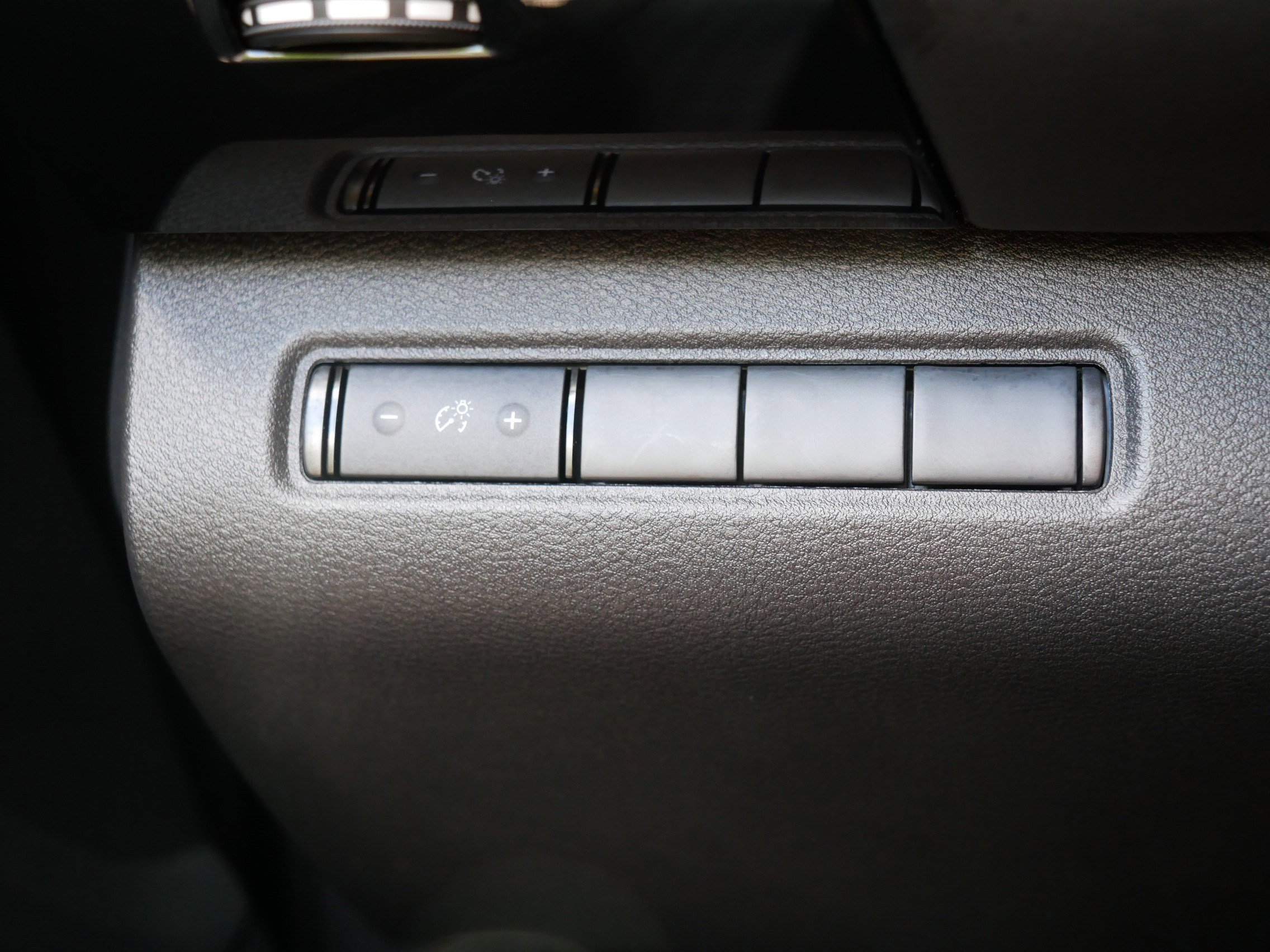 2024 Nissan Pathfinder S photo 21
