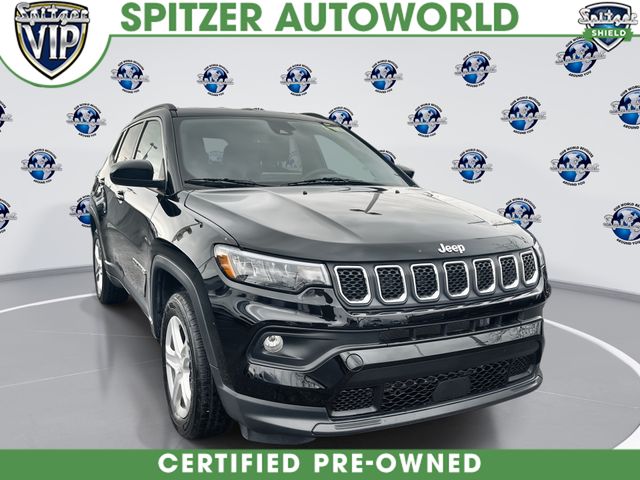 2023 Jeep Compass Latitude's photo