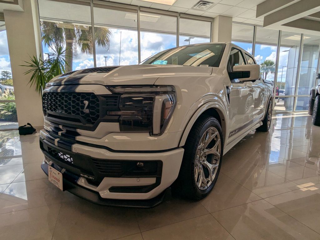 2025 Ford F-150 Lariat photo 5
