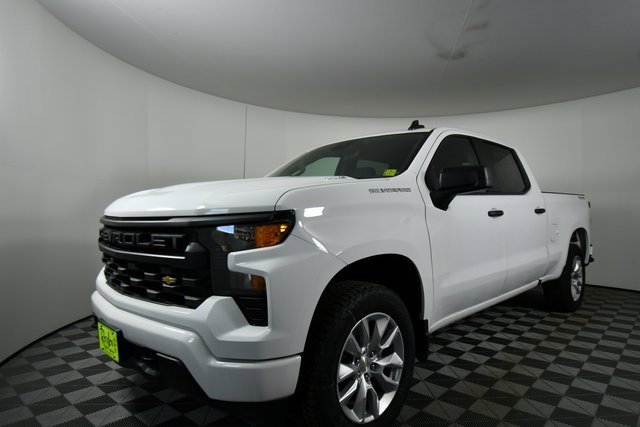 2025 Chevrolet Silverado 1500 Custom photo 5