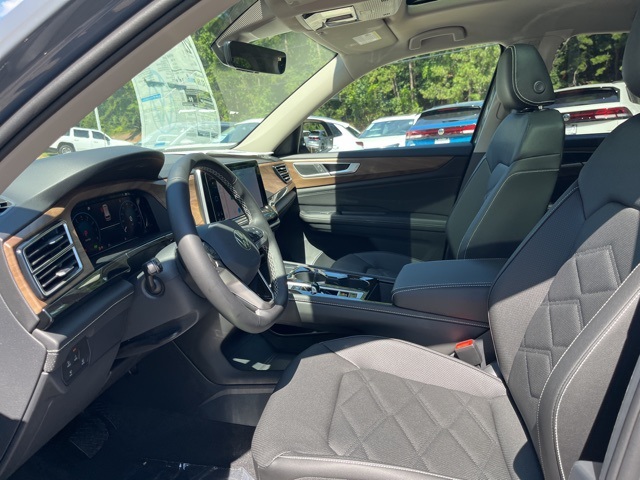 2026 Volkswagen Atlas SE Technology photo 7