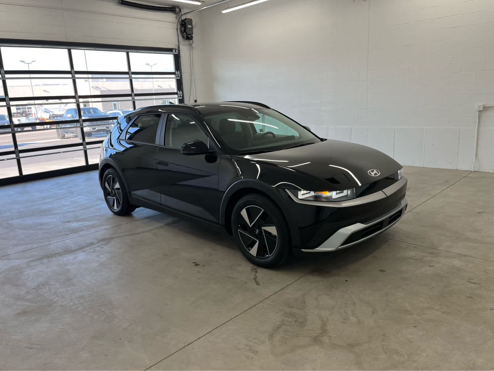 2025 Hyundai Ioniq 5 SEL photo 2