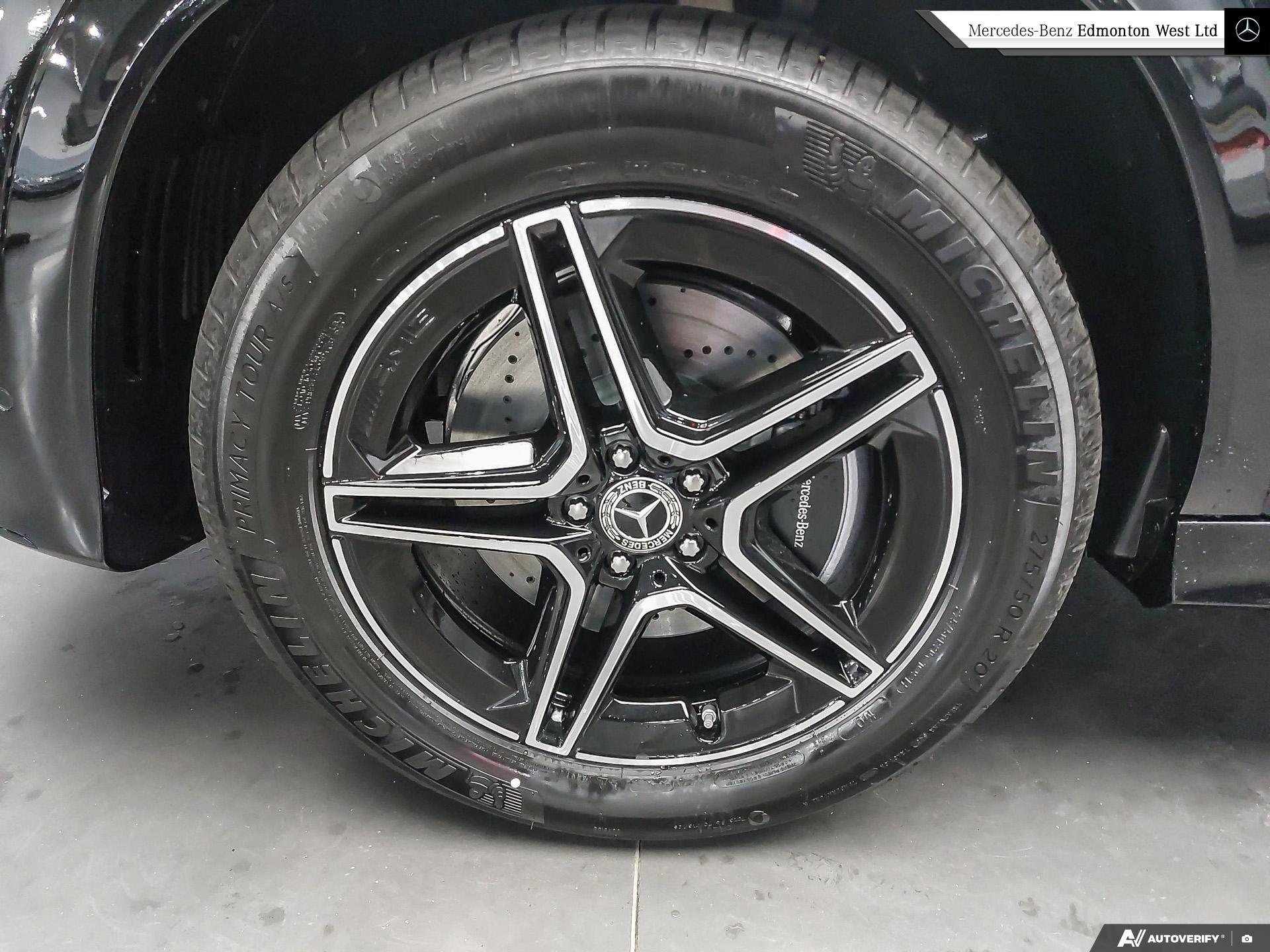 2026 Mercedes Benz GLE 450 4MATIC photo 4