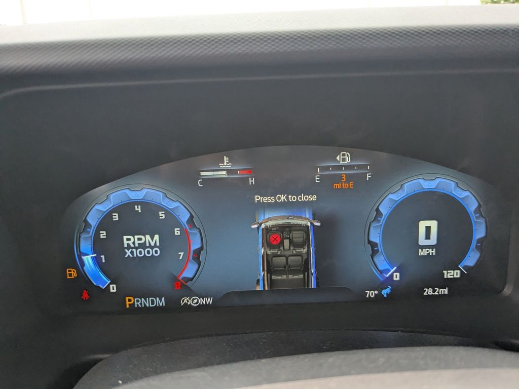 2025 Ford Bronco Base photo 27