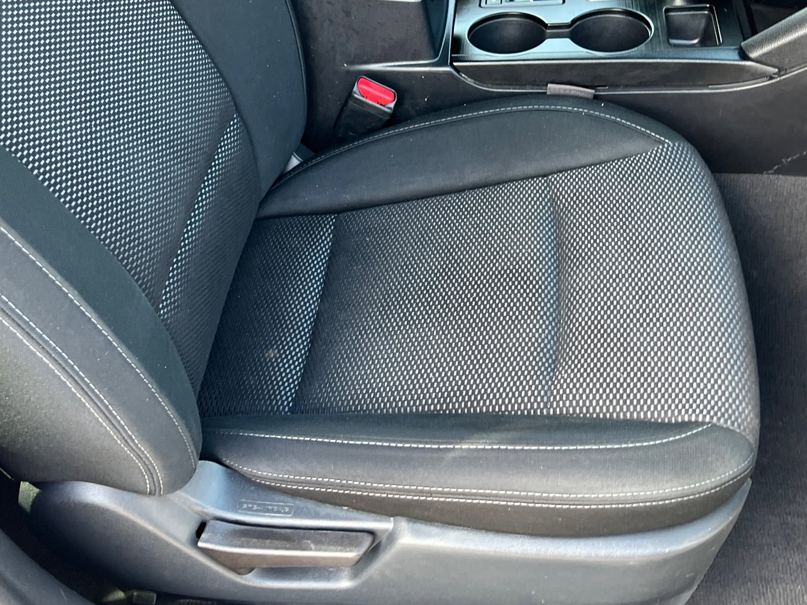 2017 Subaru Outback 2.5i Premium photo 11