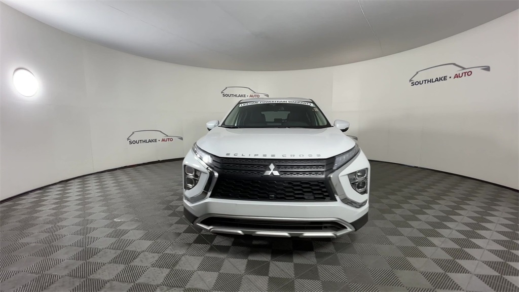 2025 Mitsubishi Eclipse Cross SE photo 3