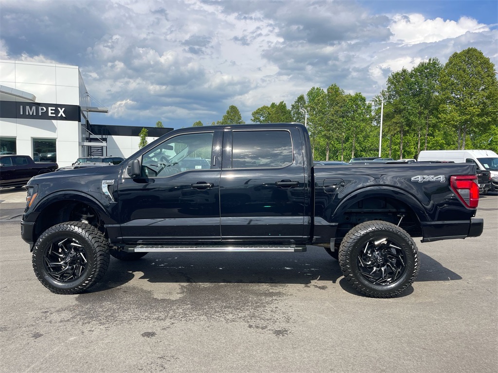 2024 Ford F-150 XLT photo 2