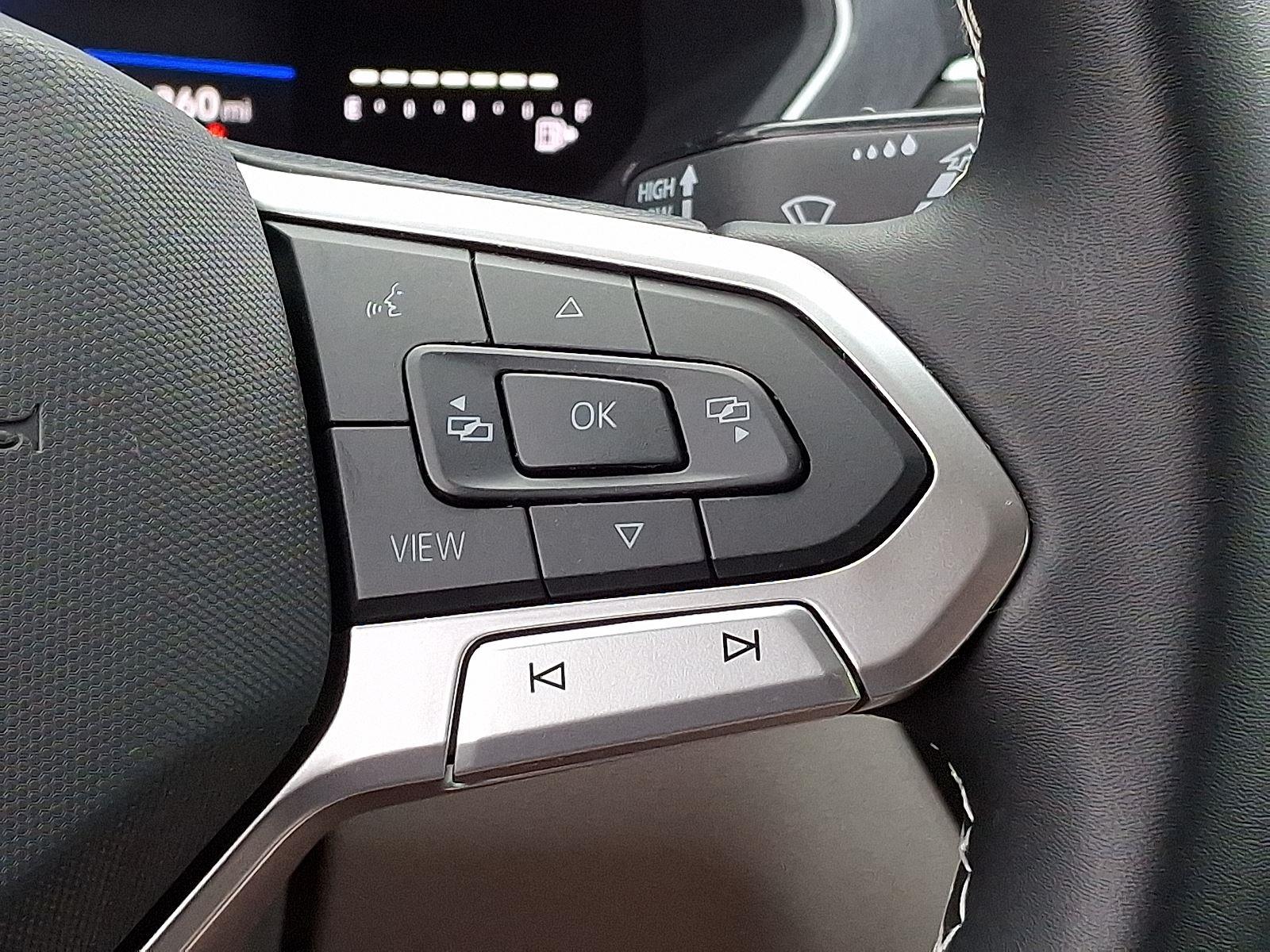 2024 Volkswagen Tiguan SE Wolfsburg Edition photo 18
