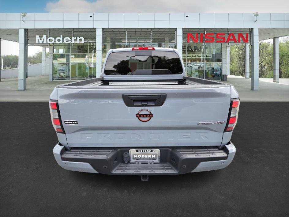2023 Nissan Frontier PRO-4X photo 6