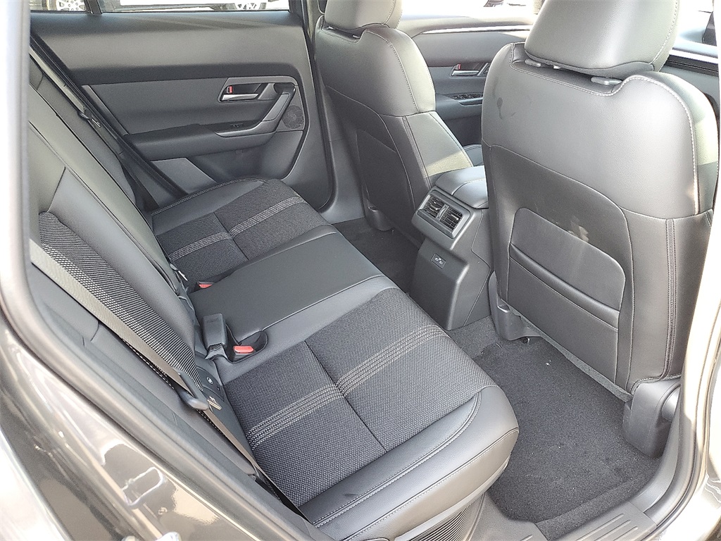 2025 Mazda CX-50 Preferred photo 15