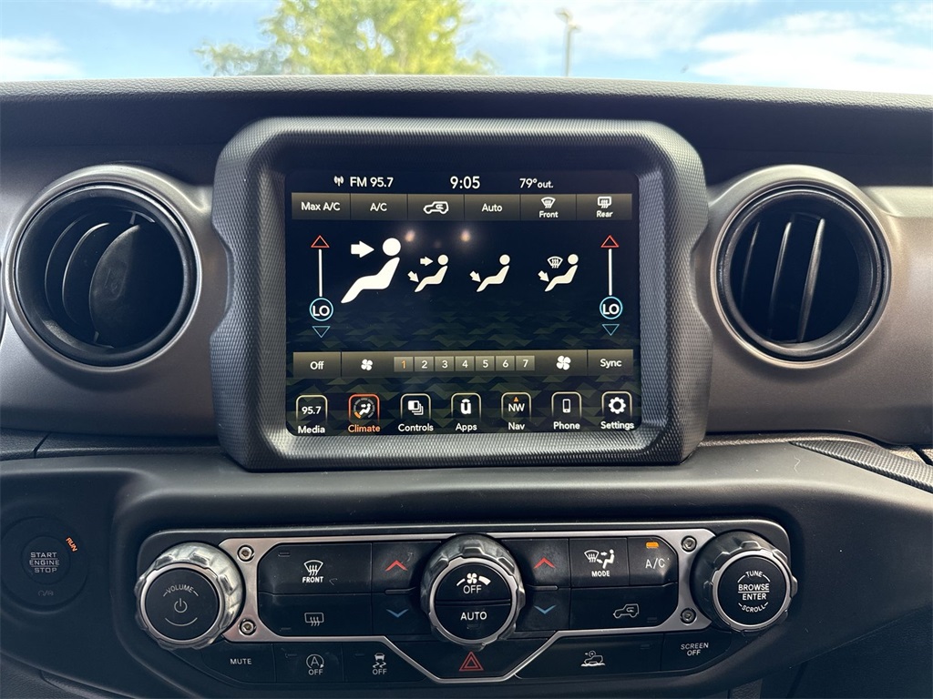 2023 Jeep Wrangler Sport S photo 19