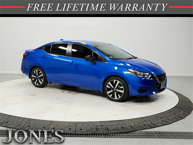 2022 Nissan Versa Sedan SR