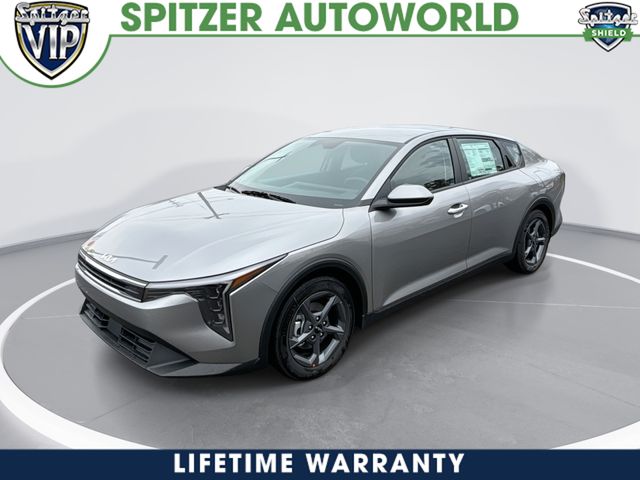 2025 Kia K4 LXS's photo